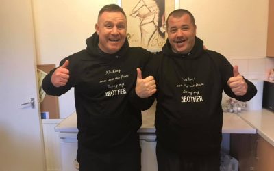 Want To See An Evertonian Sing YNWA?
